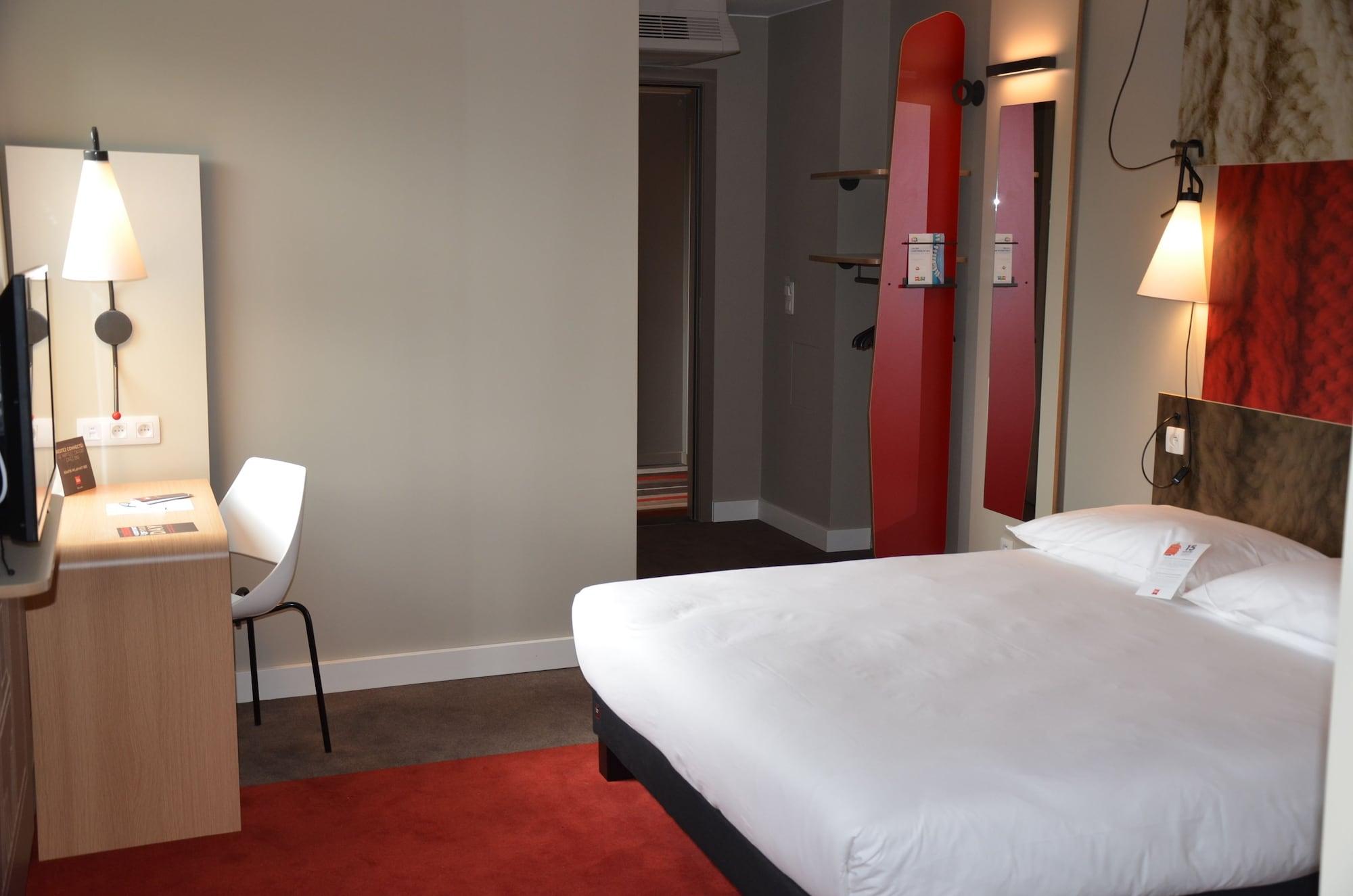 Отель Ibis Wavre Brussels East Экстерьер фото