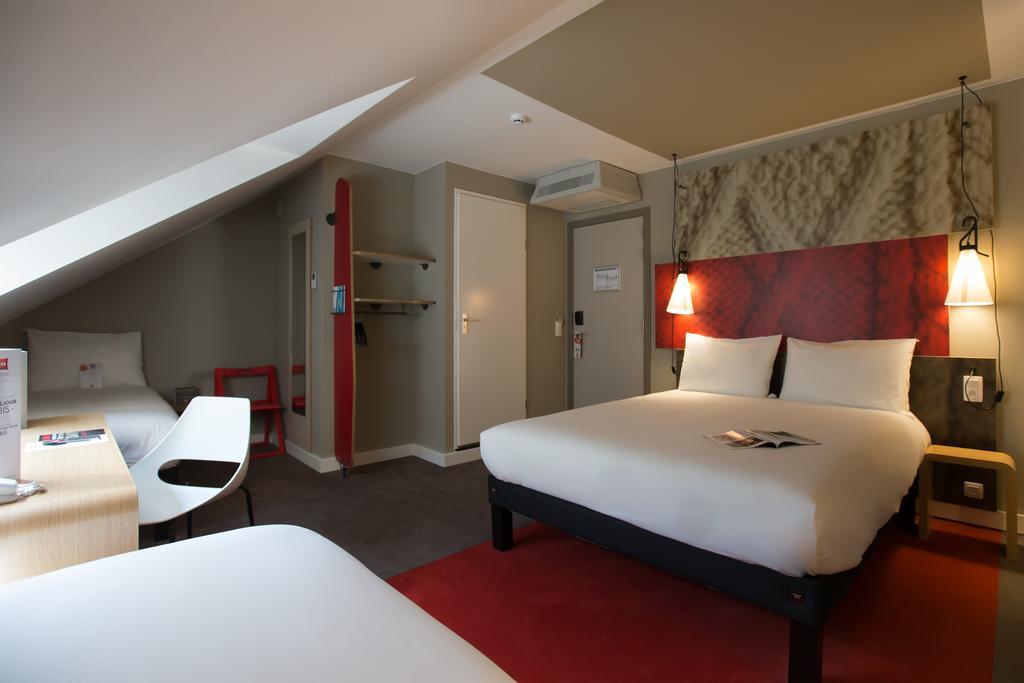 Отель Ibis Wavre Brussels East Экстерьер фото